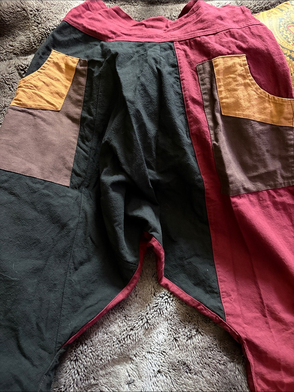 Colorblock Ankle Crop Pants in Black, Burgundy & Mustard